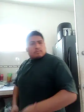 Snapshot of ramito1007 chatting on 03-10-26, 04:34 ramito1007 online show from 03-10-26, 04:34