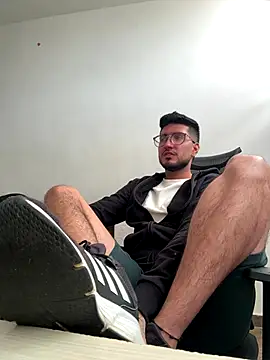 bryXonStorm online show from 10-05-25, 02:37