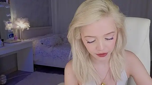 I am joss online show from 03-07-26, 11:46