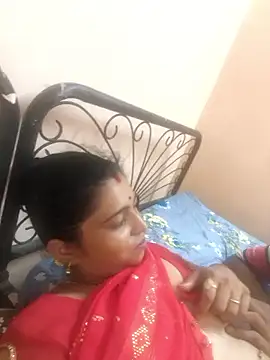 Poojahot55 online show from 09-15-25, 07:52