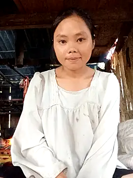 Snapshot of omiu-baby chatting on 09-14-25, 01:27 omiu-baby online show from 09-14-25, 01:27