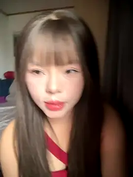 Snapshot of SarahBeii chatting on 10-08-25, 03:37 SarahBeii online show from 10-08-25, 03:37