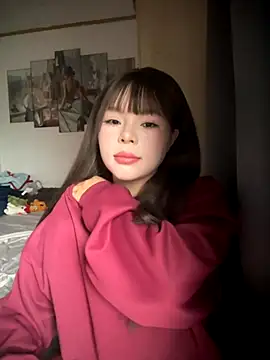 Snapshot of SarahBeii chatting on 11-01-25, 03:19 SarahBeii online show from 11-01-25, 03:19