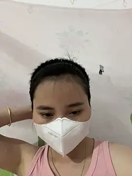 Snapshot of Zinsetka chatting on 04-25-26, 02:03 Zinsetka online show from 04-25-26, 02:03