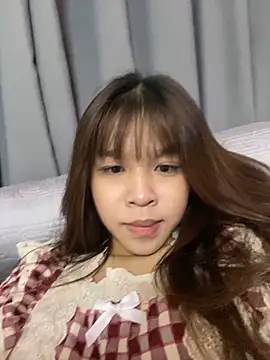 Snapshot of linh__cute chatting on 09-15-25, 01:27 linh cute online show from 09-15-25, 01:27