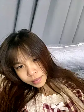 Snapshot of linh__cute chatting on 09-17-25, 01:57 linh cute online show from 09-17-25, 01:57