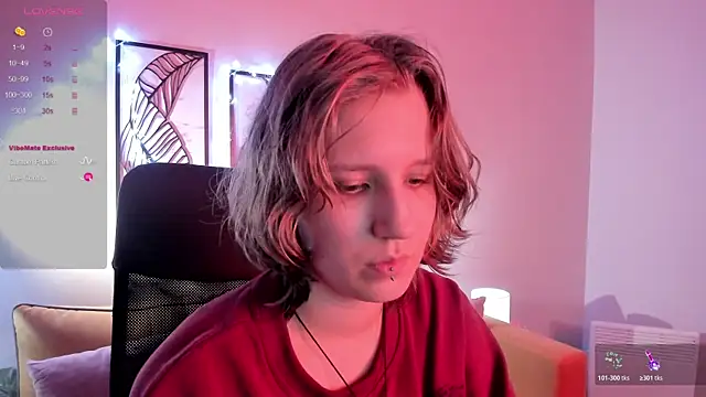 Hailey Foxy online show from 10-27-25, 09:13