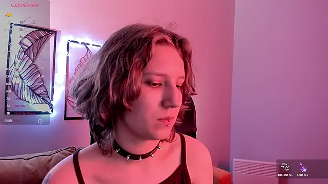 Hailey Foxy online show from 10-28-25, 09:24