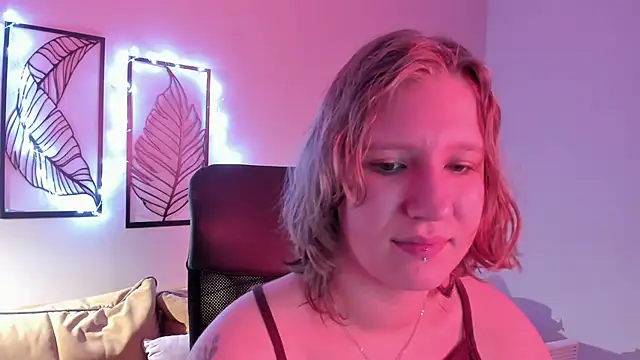 Hailey Foxy online show from 11-20-25, 09:20