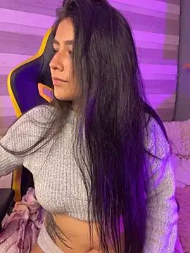 PerlaCam  online show from 09-17-25, 11:23