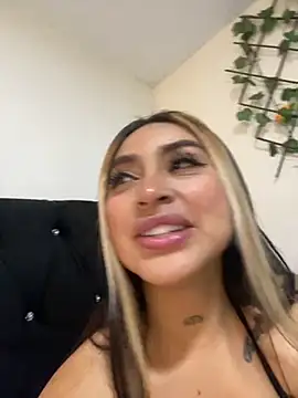 Snapshot of JesicaHorny69 chatting on 09-20-25, 07:59 JesicaHorny69 online show from 09-20-25, 07:59