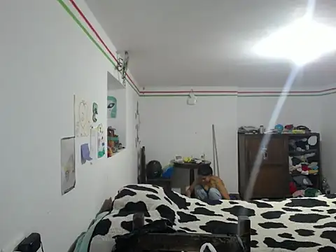 Snapshot of Jade-clever chatting on 09-11-25, 12:27 Jade-clever online show from 09-11-25, 12:27