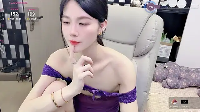Yueyue-MM online show from 05-08-26, 02:22