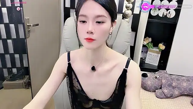 Yueyue-MM online show from 06-15-26, 03:03