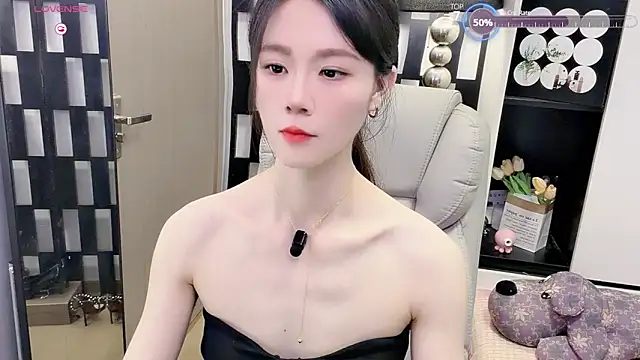 Yueyue-MM online show from 06-18-26, 03:51