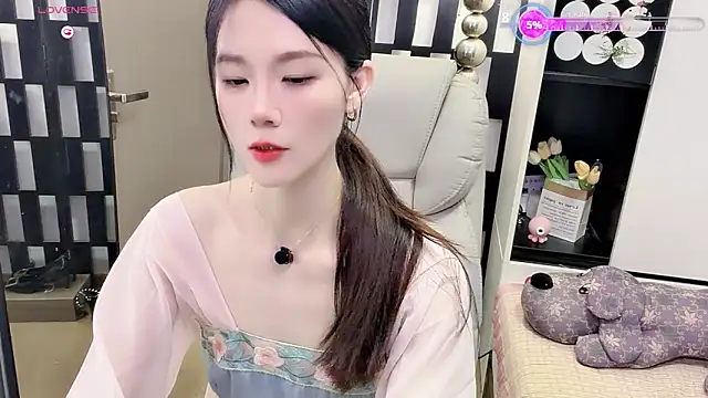 Yueyue-MM online show from 06-19-26, 02:10