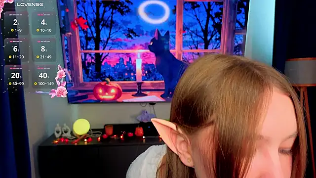 ElfredaTupy online show from 10-25-25, 05:37