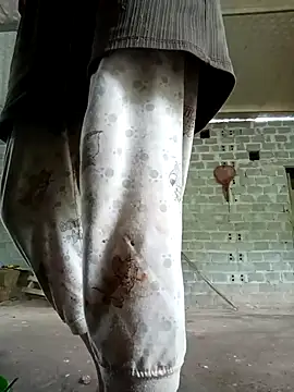 Snapshot of simi-lucy chatting on 10-02-25, 03:35 simi-lucy online show from 10-02-25, 03:35