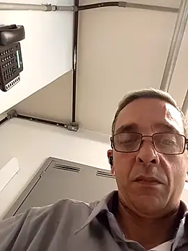 Snapshot of dinho_carioca chatting on 03-06-26, 02:13 dinho carioca online show from 03-06-26, 02:13