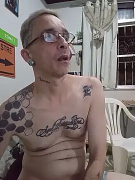 Snapshot of dinho_carioca chatting on 03-20-26, 05:12 dinho carioca online show from 03-20-26, 05:12