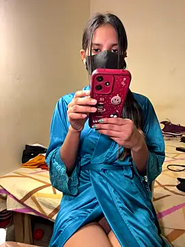 Hoty-Poonam online show from 10-09-25, 09:46