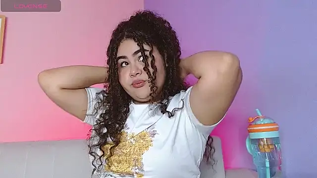 lourdes moon22 online show from 10-16-25, 01:01