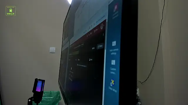 Snapshot of Benny_Powell chatting on 09-30-25, 04:34 Benny Powell online show from 09-30-25, 04:34