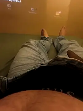 Normalludo0202 online show from 02-05-26, 03:16