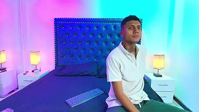 Damian and roxanne online show from 09-14-25, 12:37