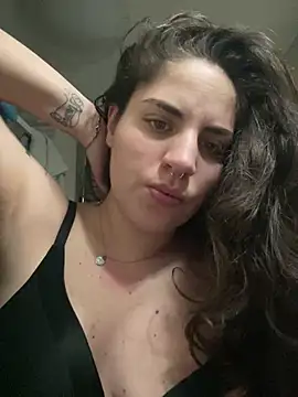 Snapshot of napoletanacagna chatting on 02-14-26, 07:10 napoletanacagna online show from 02-14-26, 07:10