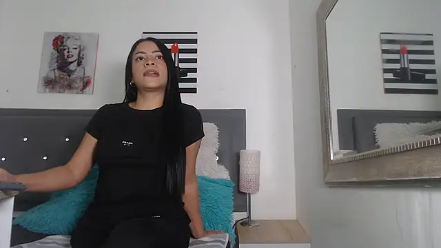 madison  love  online show from 09-30-25, 07:30