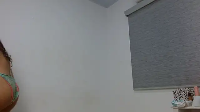 Snapshot of couples-hard-profond chatting on 10-11-25, 01:31 couples-hard-profond online show from 10-11-25, 01:31