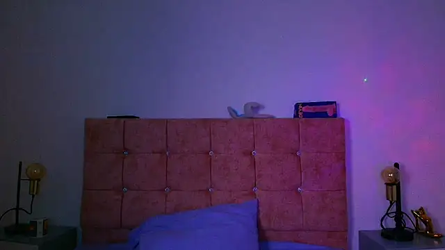 Snapshot of Ares_Alpha chatting on 10-16-25, 07:37 Ares Alpha online show from 10-16-25, 07:37