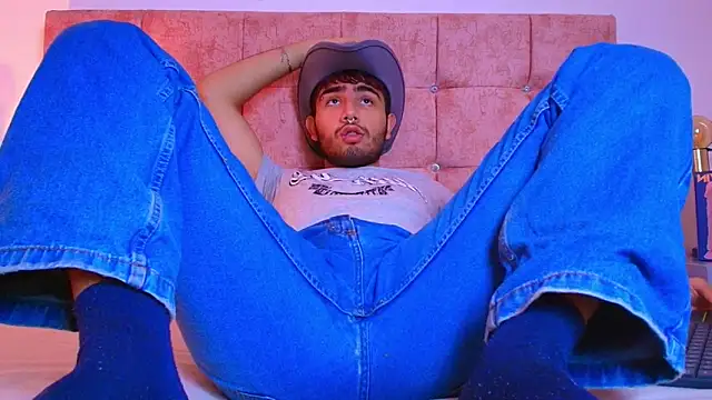 Snapshot of Ares_Alpha chatting on 10-22-25, 07:57 Ares Alpha online show from 10-22-25, 07:57