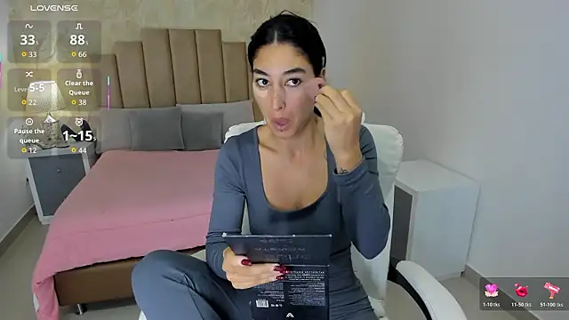 Snapshot of Scarlett_12 chatting on 03-03-26, 10:54 Scarlett 12 online show from 03-03-26, 10:54