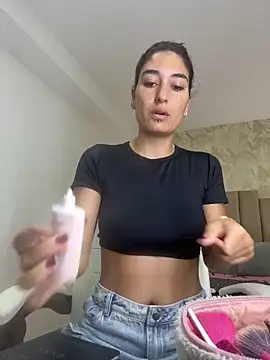 Snapshot of Scarlett_12 chatting on 03-13-26, 10:00 Scarlett 12 online show from 03-13-26, 10:00