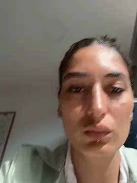 Snapshot of Scarlett_12 chatting on 03-20-26, 01:49 Scarlett 12 online show from 03-20-26, 01:49