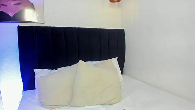 Snapshot of antonellariva_ chatting on 10-14-25, 09:15 antonellariva online show from 10-14-25, 09:15