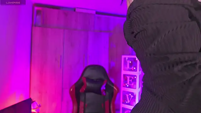 AnnaKimm online show from 02-03-26, 10:59