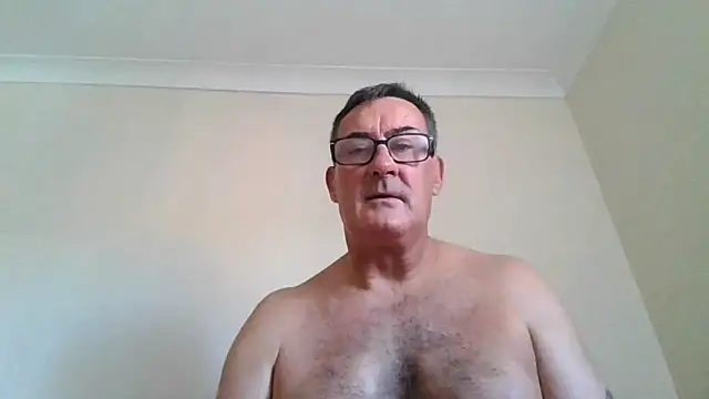 goldenman59 online show from 09-11-25, 11:54