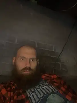 Snapshot of Cowboy815 chatting on 03-05-26, 06:09 Cowboy815 online show from 03-05-26, 06:09