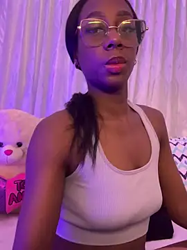 Snapshot of AmyRoss_1 chatting on 09-11-25, 03:56 AmyRoss 1 online show from 09-11-25, 03:56