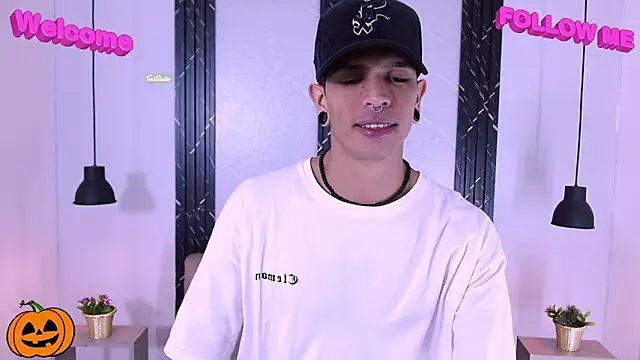 Franvill Trato online show from 10-07-25, 08:06