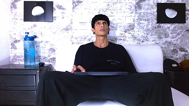 Franvill Trato online show from 02-27-26, 07:14