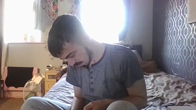 jaycoy22 online show from 09-19-25, 04:07