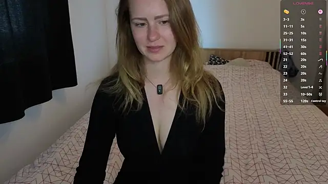 LyraHotty online show from 05-03-26, 02:12