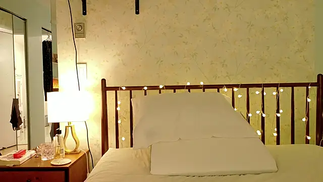 sicklitgirl online show from 10-13-25, 04:29