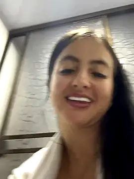 salo-rousee online show from 12-04-25, 03:05