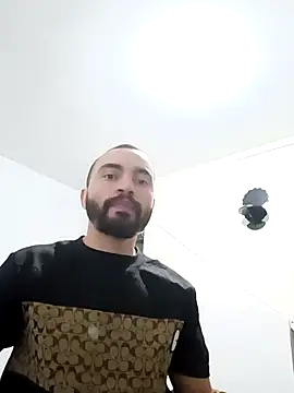 Snapshot of este_juan chatting on 01-13-26, 02:17 este juan online show from 01-13-26, 02:17