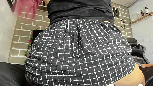 CharlotteBrowm online show from 10-10-25, 06:07